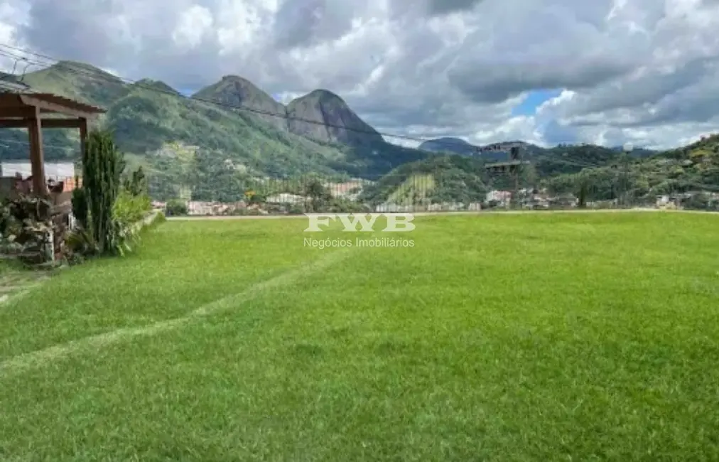 Casa com 3 quartos à venda, 220m2 em Centro, Nova Friburgo - RJ - imagem 8 Foto 8 de Casa com 3 quartos à venda, 220m2 em Centro, Nova Friburgo - RJ