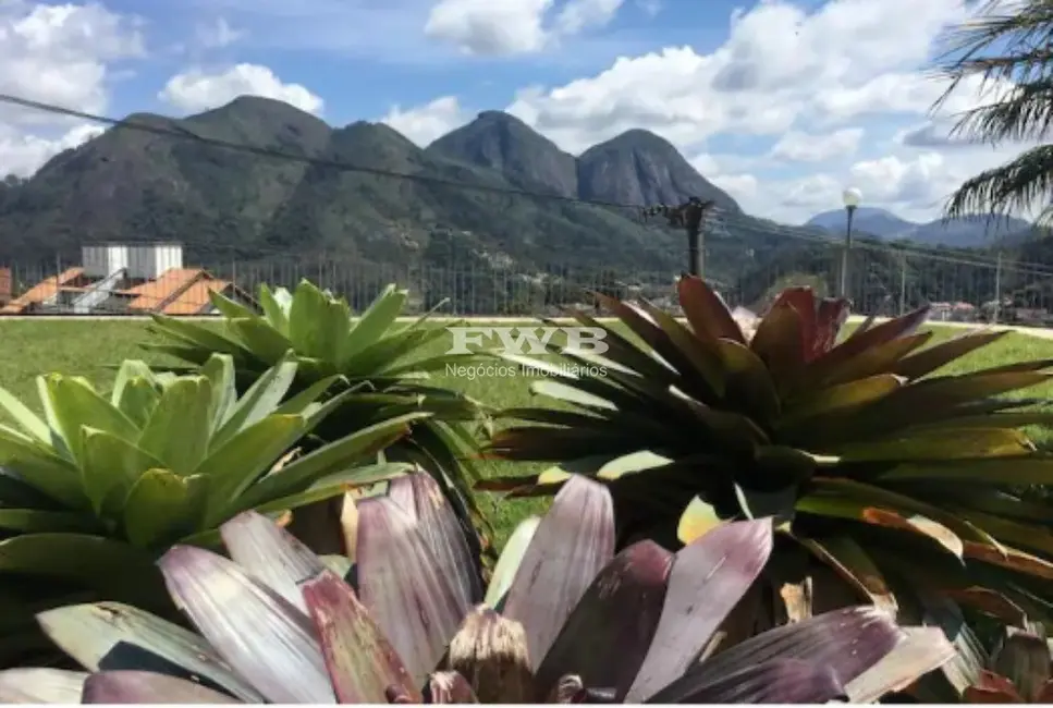 Casa com 3 quartos à venda, 220m2 em Centro, Nova Friburgo - RJ - imagem 9 Foto 9 de Casa com 3 quartos à venda, 220m2 em Centro, Nova Friburgo - RJ