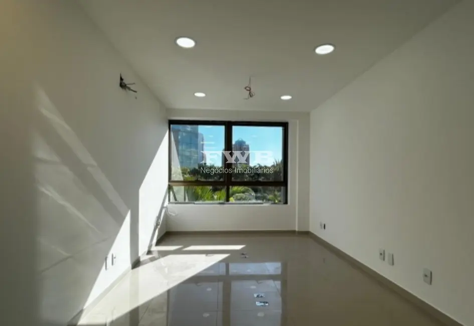 Sala Comercial à venda, 32m2 em Barra da Tijuca, Rio De Janeiro - RJ - imagem 4 Foto 4 de Sala Comercial à venda, 32m2 em Barra da Tijuca, Rio De Janeiro - RJ