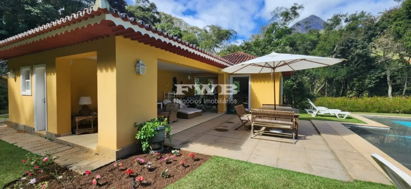 Casa com 7 quartos à venda, 500m2 em Corrêas, Petropolis - RJ - imagem 4 Foto 4 de Casa com 7 quartos à venda, 500m2 em Corrêas, Petropolis - RJ