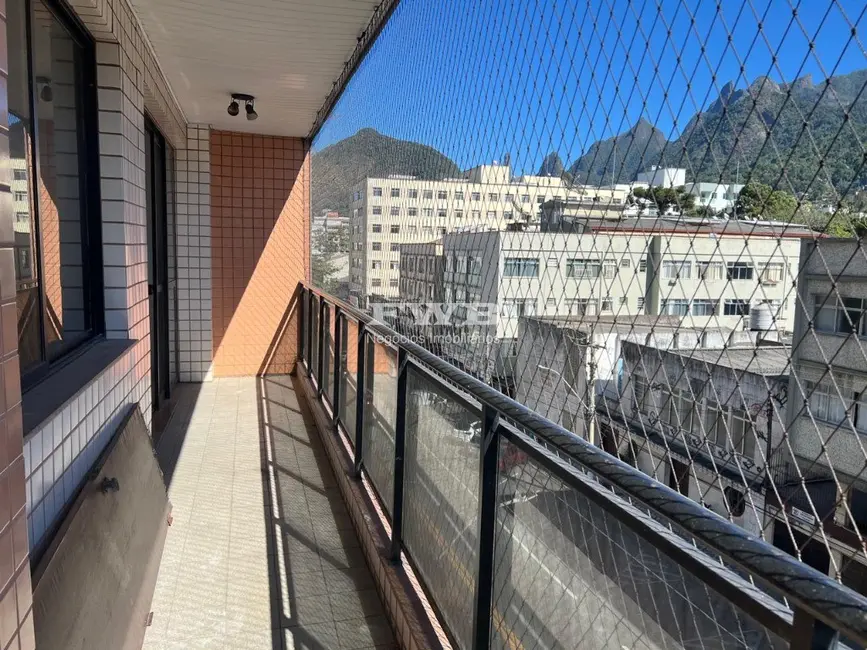 Foto 2 de Apartamento com 3 quartos à venda, 86m2 em Alto, Teresopolis - RJ