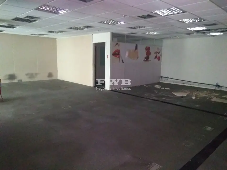 Loja para alugar, 216m2 em Barra da Tijuca, Rio De Janeiro - RJ - imagem 4 Foto 4 de Loja para alugar, 216m2 em Barra da Tijuca, Rio De Janeiro - RJ