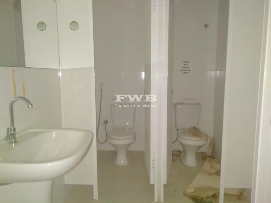 Loja para alugar, 216m2 em Barra da Tijuca, Rio De Janeiro - RJ - imagem 8 Foto 8 de Loja para alugar, 216m2 em Barra da Tijuca, Rio De Janeiro - RJ