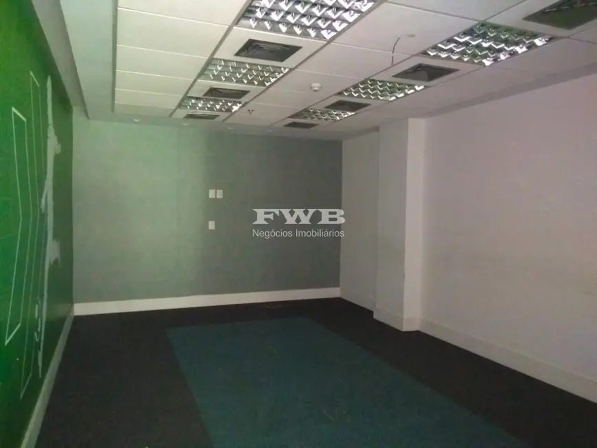 Loja para alugar, 320m2 em Barra da Tijuca, Rio De Janeiro - RJ - imagem 3 Foto 3 de Loja para alugar, 320m2 em Barra da Tijuca, Rio De Janeiro - RJ
