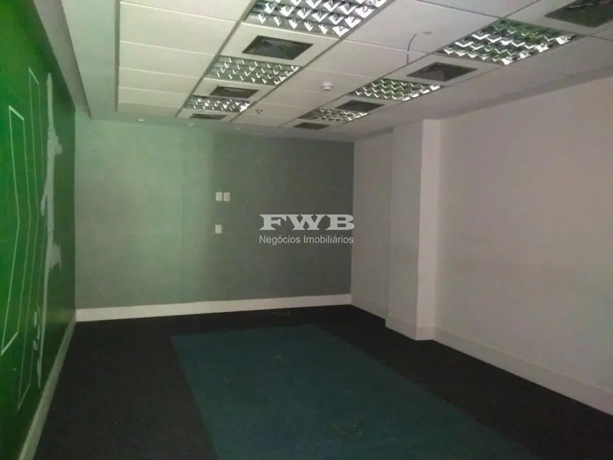 Loja para alugar, 320m2 em Barra da Tijuca, Rio De Janeiro - RJ - imagem 6 Foto 6 de Loja para alugar, 320m2 em Barra da Tijuca, Rio De Janeiro - RJ