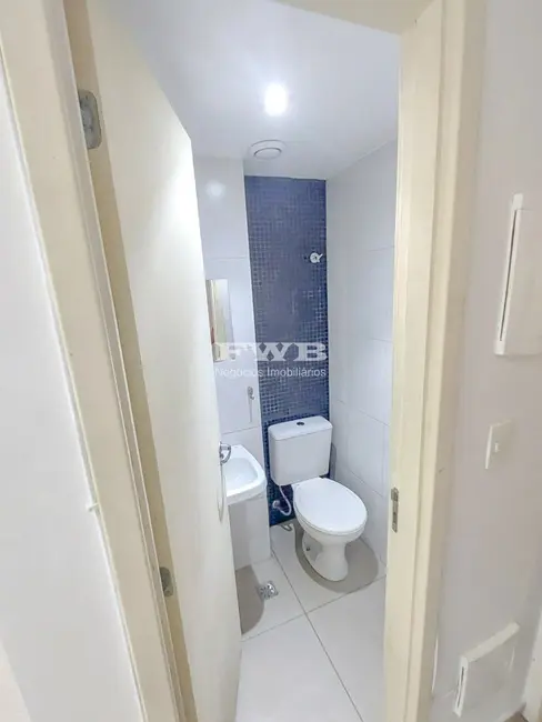 Sala Comercial à venda, 20m2 em Cascadura, Rio De Janeiro - RJ - imagem 6 Foto 6 de Sala Comercial à venda, 20m2 em Cascadura, Rio De Janeiro - RJ