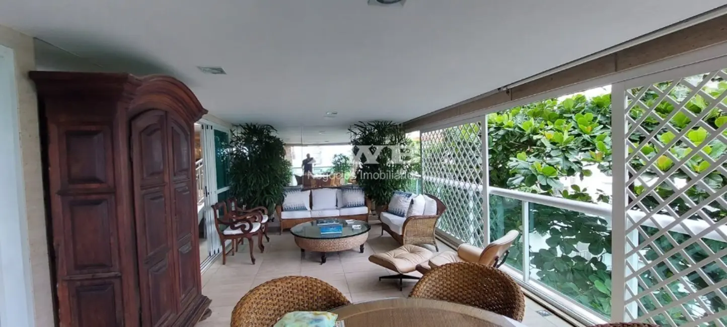 Apartamento com 4 quartos à venda, 550m2 em Leblon, Rio De Janeiro - RJ - imagem 3 Foto 3 de Apartamento com 4 quartos à venda, 550m2 em Leblon, Rio De Janeiro - RJ
