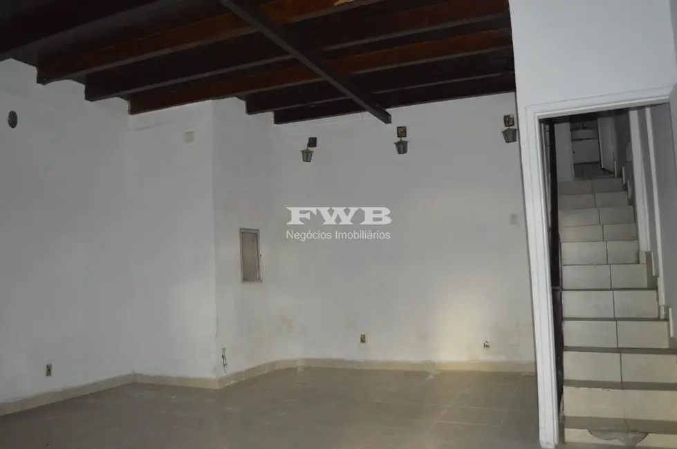 Loja à venda e para alugar, 73m2 em Copacabana, Rio De Janeiro - RJ - imagem 1 Foto 1 de Loja à venda e para alugar, 73m2 em Copacabana, Rio De Janeiro - RJ