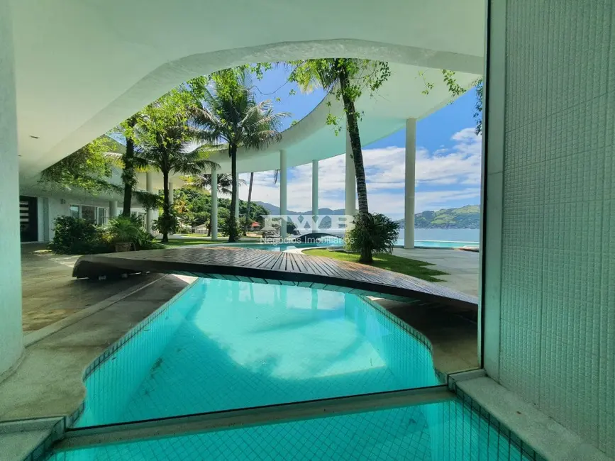 Foto 7 de Casa de Condomínio com 6 quartos à venda, 1600m2 em Angra Dos Reis - RJ