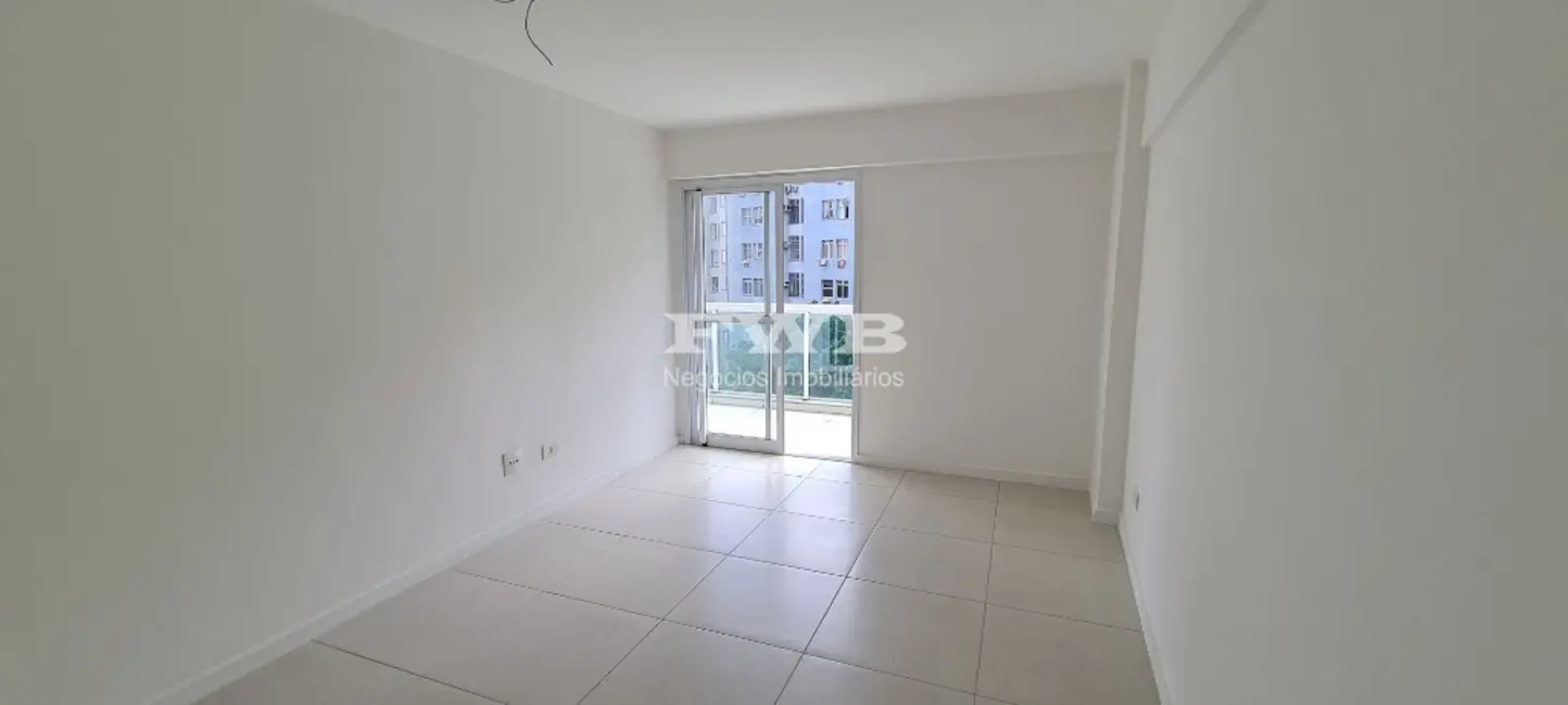 Apartamento com 3 quartos à venda, 97m2 em Botafogo, Rio De Janeiro - RJ - imagem 6 Foto 6 de Apartamento com 3 quartos à venda, 97m2 em Botafogo, Rio De Janeiro - RJ