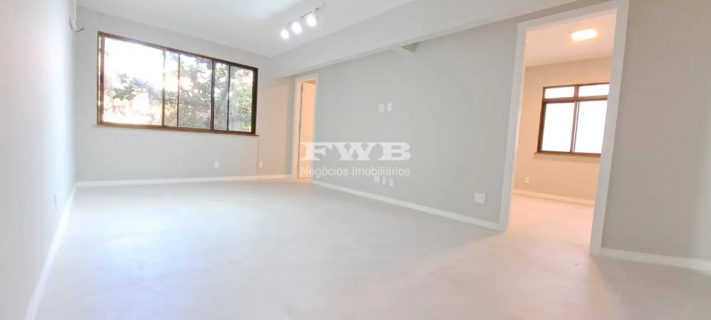 Apartamento com 3 quartos à venda, 83m2 em Leblon, Rio De Janeiro - RJ - imagem 3 Foto 3 de Apartamento com 3 quartos à venda, 83m2 em Leblon, Rio De Janeiro - RJ