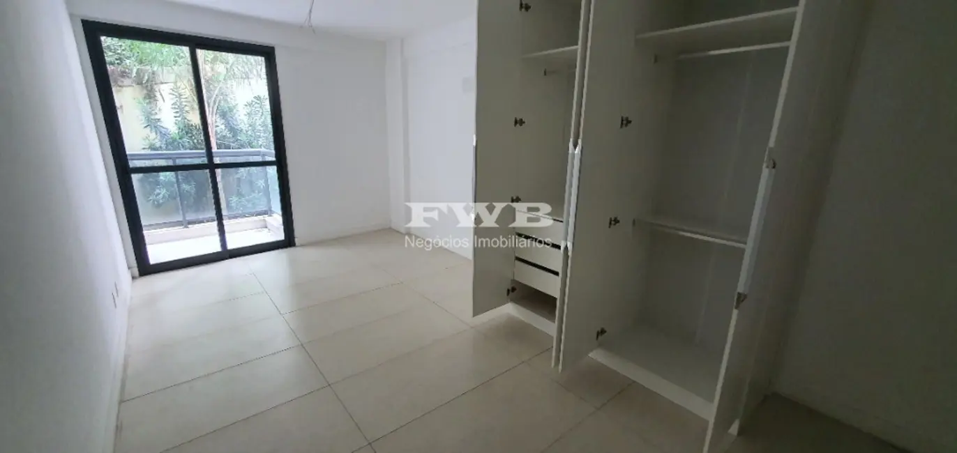 Apartamento com 4 quartos à venda, 124m2 em Botafogo, Rio De Janeiro - RJ - imagem 3 Foto 3 de Apartamento com 4 quartos à venda, 124m2 em Botafogo, Rio De Janeiro - RJ