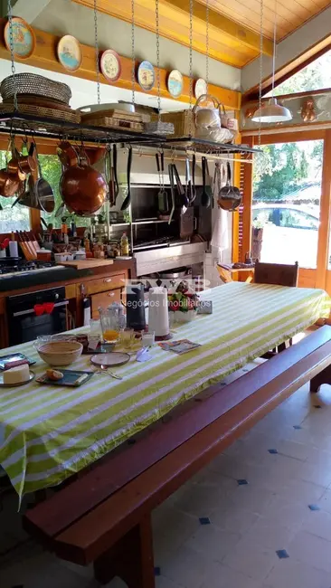 Foto 4 de Casa com 4 quartos à venda, 400m2 em Itatiaia - RJ