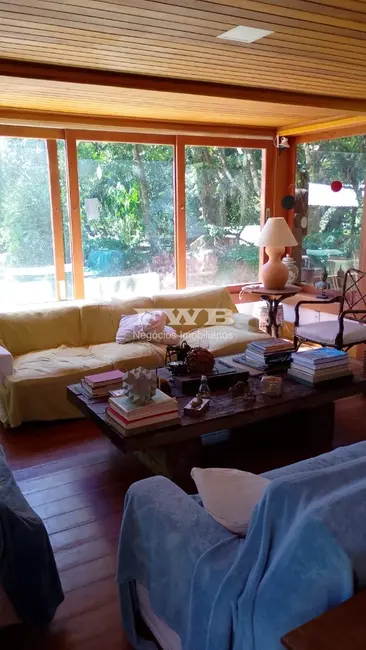 Foto 9 de Casa com 4 quartos à venda, 400m2 em Itatiaia - RJ