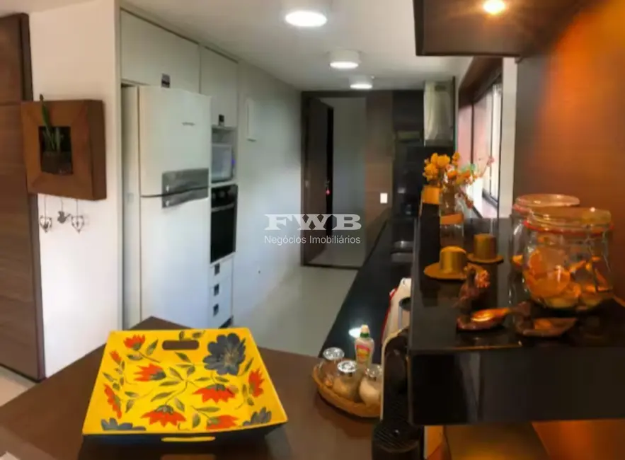 Foto 6 de Casa com 4 quartos à venda, 260m2 em Braunes, Nova Friburgo - RJ