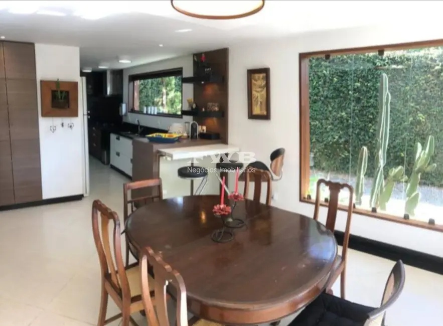 Foto 8 de Casa com 4 quartos à venda, 260m2 em Braunes, Nova Friburgo - RJ