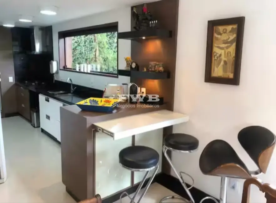 Foto 7 de Casa com 4 quartos à venda, 260m2 em Braunes, Nova Friburgo - RJ