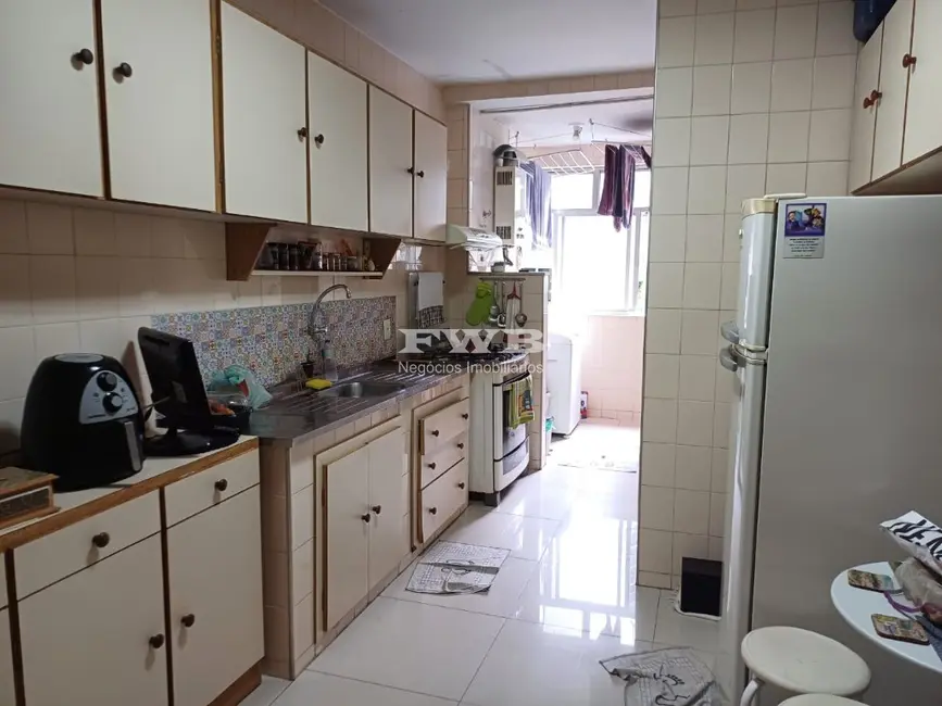 Apartamento com 3 quartos à venda, 100m2 em Copacabana, Rio De Janeiro - RJ - imagem 5 Foto 5 de Apartamento com 3 quartos à venda, 100m2 em Copacabana, Rio De Janeiro - RJ