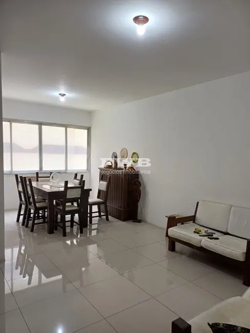 Apartamento com 3 quartos à venda, 100m2 em Copacabana, Rio De Janeiro - RJ - imagem 3 Foto 3 de Apartamento com 3 quartos à venda, 100m2 em Copacabana, Rio De Janeiro - RJ