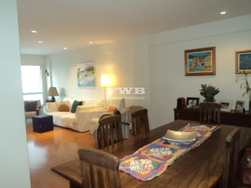 Foto 1 de Apartamento com 3 quartos à venda, 127m2 em Lagoa, Rio De Janeiro - RJ