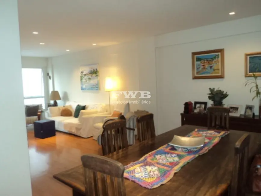 Foto 1 de Apartamento com 3 quartos à venda, 127m2 em Lagoa, Rio De Janeiro - RJ