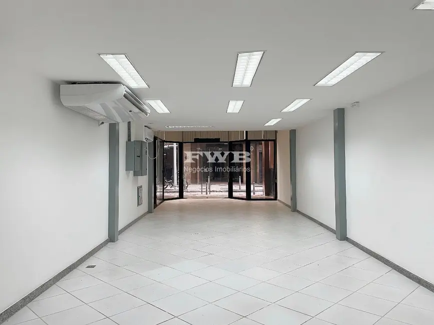 Loja para alugar, 208m2 em Centro, Rio De Janeiro - RJ - imagem 4 Foto 4 de Loja para alugar, 208m2 em Centro, Rio De Janeiro - RJ