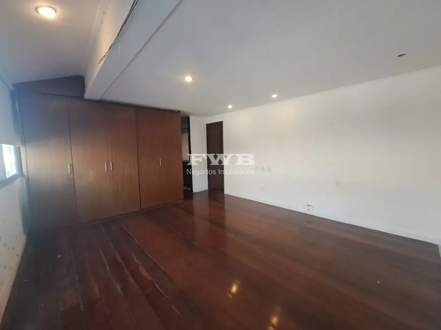 Apartamento com 3 quartos à venda, 320m2 em Barra da Tijuca, Rio De Janeiro - RJ - imagem 7 Foto 7 de Apartamento com 3 quartos à venda, 320m2 em Barra da Tijuca, Rio De Janeiro - RJ