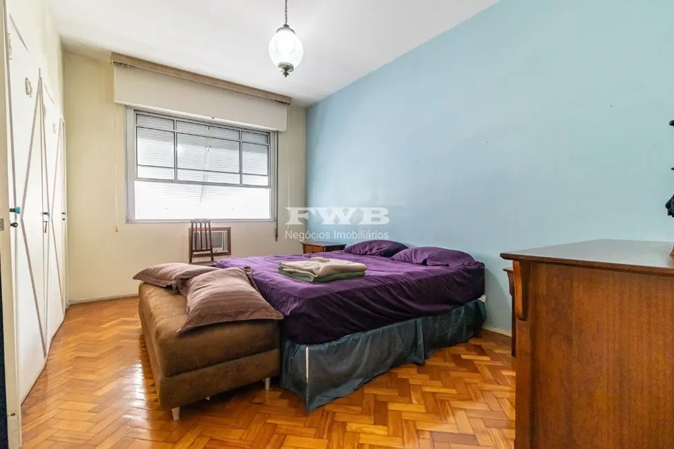 Apartamento com 3 quartos à venda, 270m2 em Copacabana, Rio De Janeiro - RJ - imagem 5 Foto 5 de Apartamento com 3 quartos à venda, 270m2 em Copacabana, Rio De Janeiro - RJ