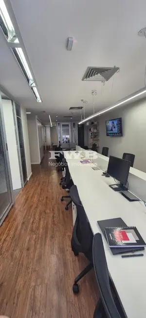 Sala Comercial para alugar, 142m2 em Leblon, Rio De Janeiro - RJ - imagem 7 Foto 7 de Sala Comercial para alugar, 142m2 em Leblon, Rio De Janeiro - RJ