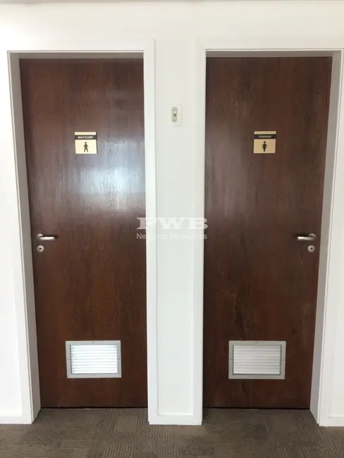 Loja para alugar, 369m2 em Humaitá, Rio De Janeiro - RJ - imagem 7 Foto 7 de Loja para alugar, 369m2 em Humaitá, Rio De Janeiro - RJ