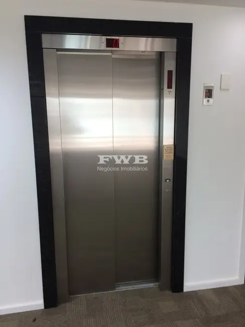 Loja para alugar, 369m2 em Humaitá, Rio De Janeiro - RJ - imagem 6 Foto 6 de Loja para alugar, 369m2 em Humaitá, Rio De Janeiro - RJ