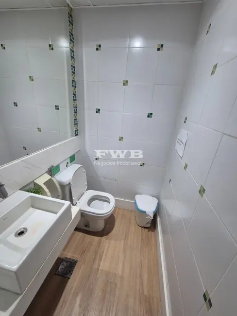 Sala Comercial à venda, 122m2 em Barra da Tijuca, Rio De Janeiro - RJ - imagem 6 Foto 6 de Sala Comercial à venda, 122m2 em Barra da Tijuca, Rio De Janeiro - RJ