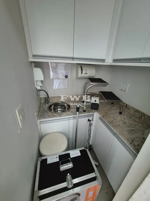 Sala Comercial à venda, 122m2 em Barra da Tijuca, Rio De Janeiro - RJ - imagem 5 Foto 5 de Sala Comercial à venda, 122m2 em Barra da Tijuca, Rio De Janeiro - RJ