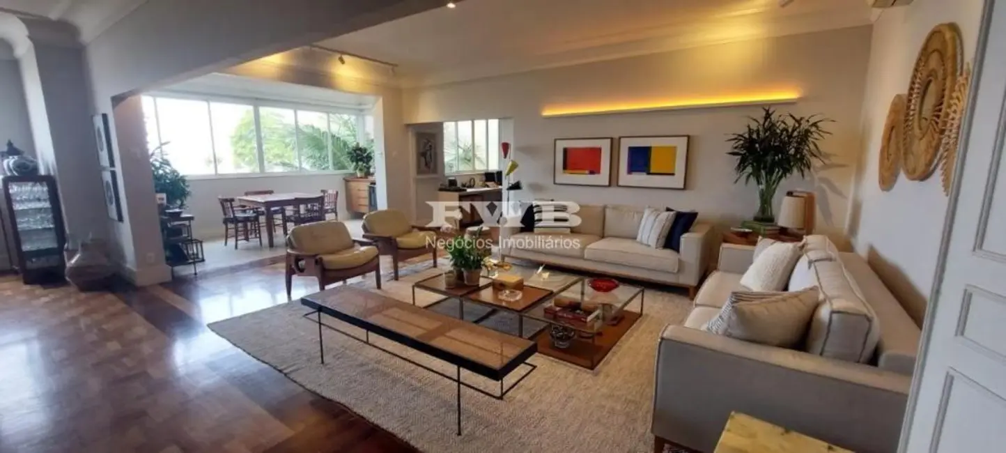 Foto 1 de Apartamento com 3 quartos à venda, 250m2 em Copacabana, Rio De Janeiro - RJ