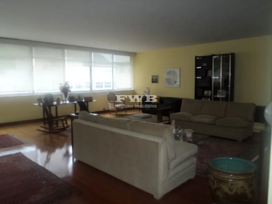 Foto 3 de Apartamento com 4 quartos à venda, 300m2 em Copacabana, Rio De Janeiro - RJ