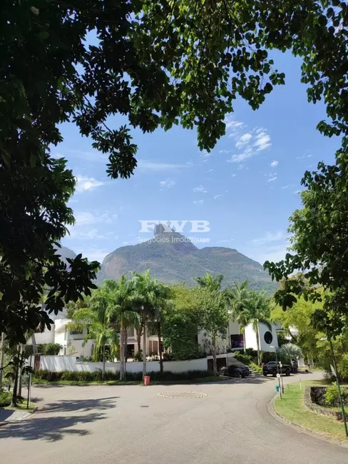 Terreno / Lote à venda em Itanhangá, Rio De Janeiro - RJ - imagem 1 Foto 1 de Terreno / Lote à venda em Itanhangá, Rio De Janeiro - RJ