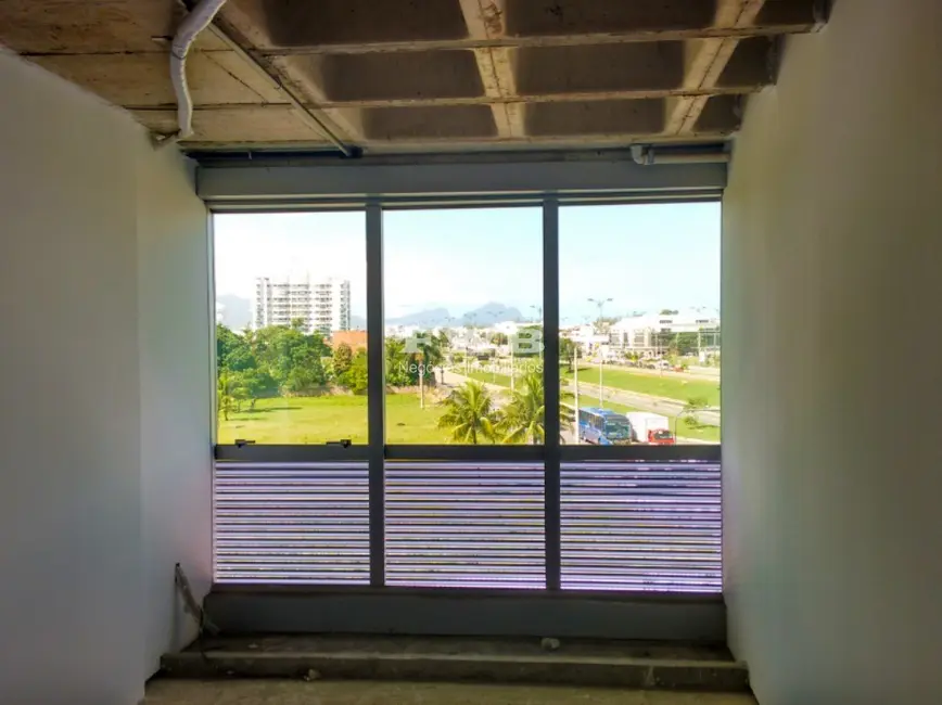 Sala Comercial à venda, 24m2 em Recreio dos Bandeirantes, Rio De Janeiro - RJ - imagem 7 Foto 7 de Sala Comercial à venda, 24m2 em Recreio dos Bandeirantes, Rio De Janeiro - RJ