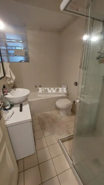 Apartamento com 3 quartos à venda, 105m2 em Botafogo, Rio De Janeiro - RJ - imagem 8 Foto 8 de Apartamento com 3 quartos à venda, 105m2 em Botafogo, Rio De Janeiro - RJ