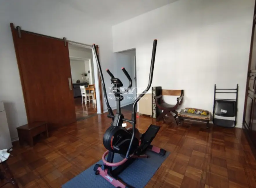 Apartamento com 4 quartos à venda, 202m2 em Copacabana, Rio De Janeiro - RJ - imagem 8 Foto 8 de Apartamento com 4 quartos à venda, 202m2 em Copacabana, Rio De Janeiro - RJ