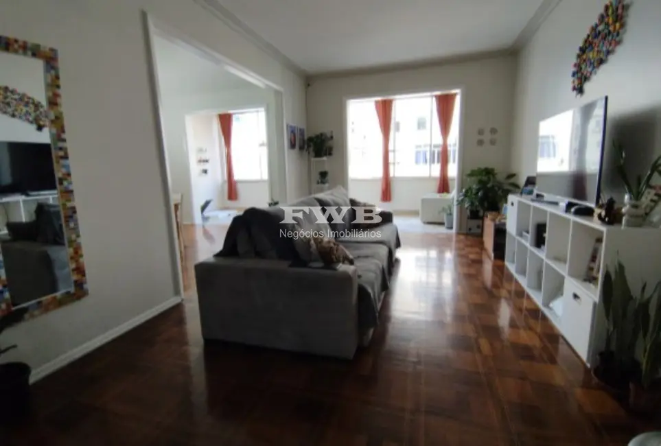 Apartamento com 4 quartos à venda, 202m2 em Copacabana, Rio De Janeiro - RJ - imagem 7 Foto 7 de Apartamento com 4 quartos à venda, 202m2 em Copacabana, Rio De Janeiro - RJ