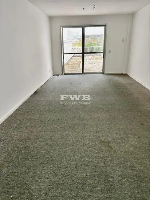 Sala Comercial à venda, 125m2 em Recreio dos Bandeirantes, Rio De Janeiro - RJ - imagem 2 Foto 2 de Sala Comercial à venda, 125m2 em Recreio dos Bandeirantes, Rio De Janeiro - RJ