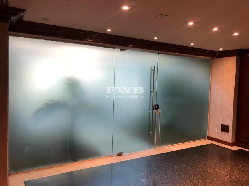 Loja para alugar, 342m2 em Leblon, Rio De Janeiro - RJ - imagem 2 Foto 2 de Loja para alugar, 342m2 em Leblon, Rio De Janeiro - RJ