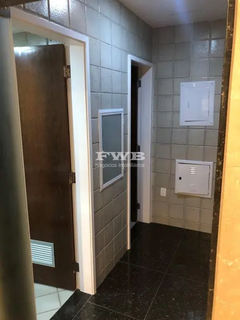 Loja para alugar, 342m2 em Leblon, Rio De Janeiro - RJ - imagem 8 Foto 8 de Loja para alugar, 342m2 em Leblon, Rio De Janeiro - RJ