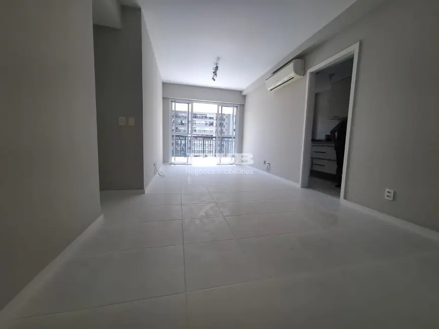 Foto 4 de Apartamento com 2 quartos à venda, 80m2 em Barra da Tijuca, Rio De Janeiro - RJ