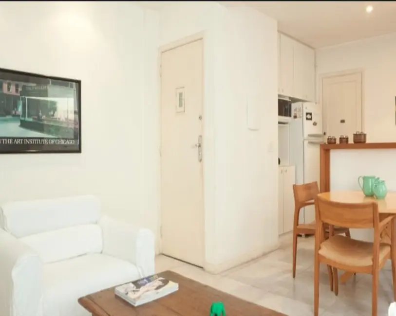 Apartamento com 2 quartos para alugar, 70m2 em Leblon, Rio De Janeiro - RJ - imagem 3 Foto 3 de Apartamento com 2 quartos para alugar, 70m2 em Leblon, Rio De Janeiro - RJ