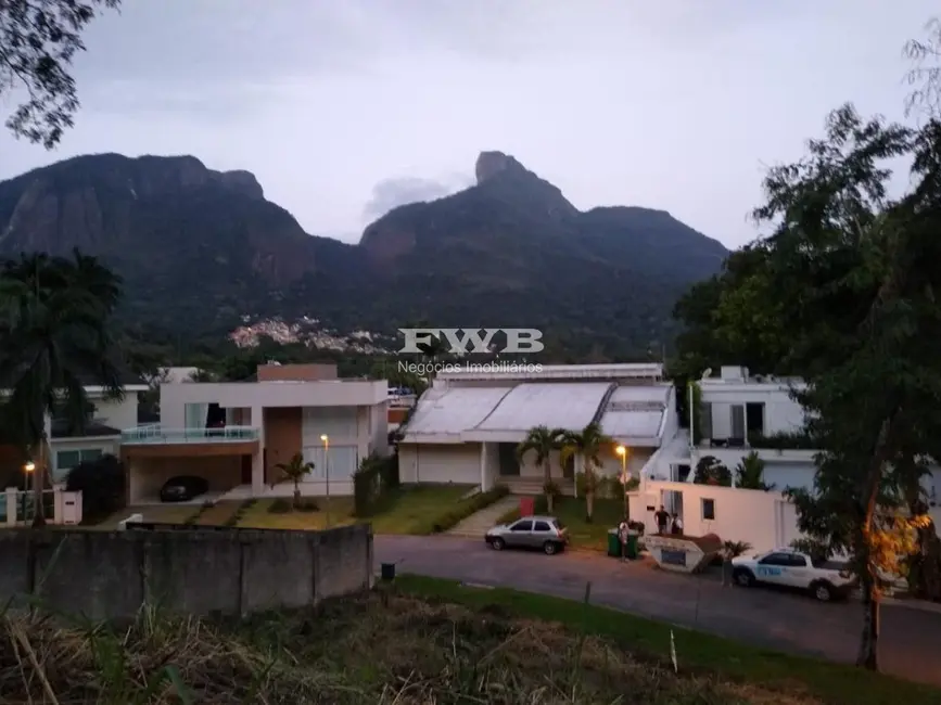 Foto 1 de Terreno / Lote à venda em Itanhangá, Rio De Janeiro - RJ