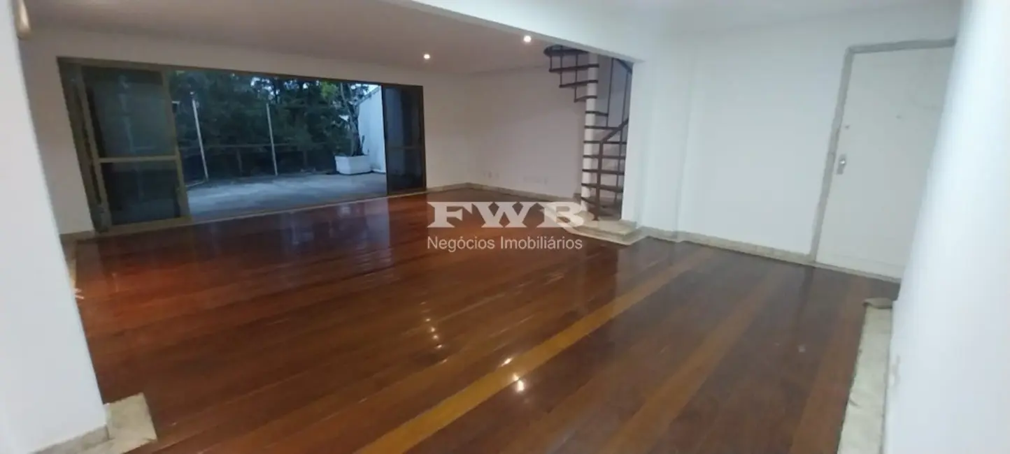 Apartamento com 3 quartos à venda, 302m2 em Rio De Janeiro - RJ - imagem 1 Foto 1 de Apartamento com 3 quartos à venda, 302m2 em Rio De Janeiro - RJ