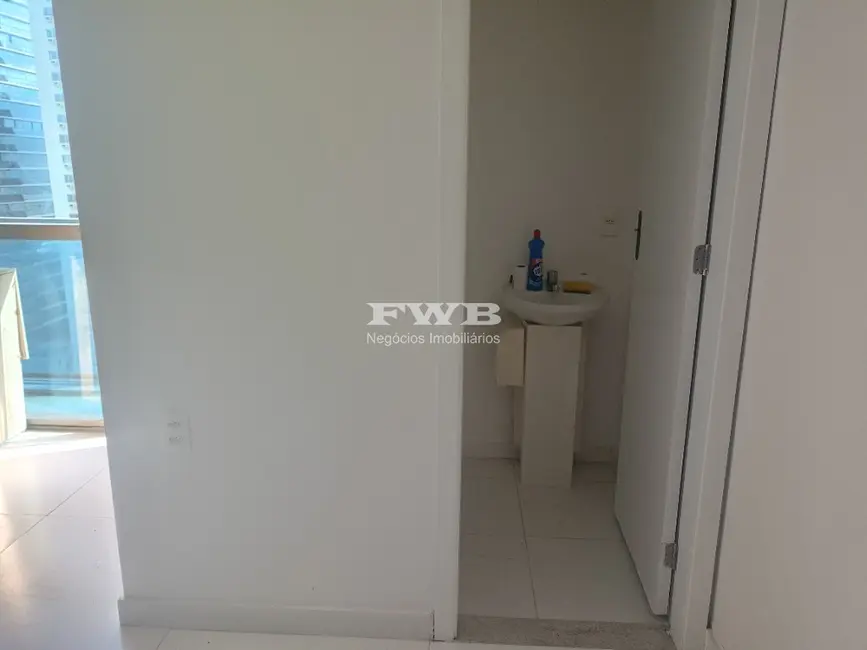 Foto 2 de Sala Comercial para alugar, 32m2 em Recreio dos Bandeirantes, Rio De Janeiro - RJ