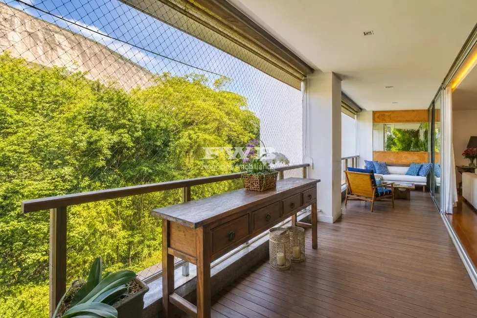 Apartamento com 5 quartos à venda, 571m2 em Gávea, Rio De Janeiro - RJ - imagem 3 Foto 3 de Apartamento com 5 quartos à venda, 571m2 em Gávea, Rio De Janeiro - RJ