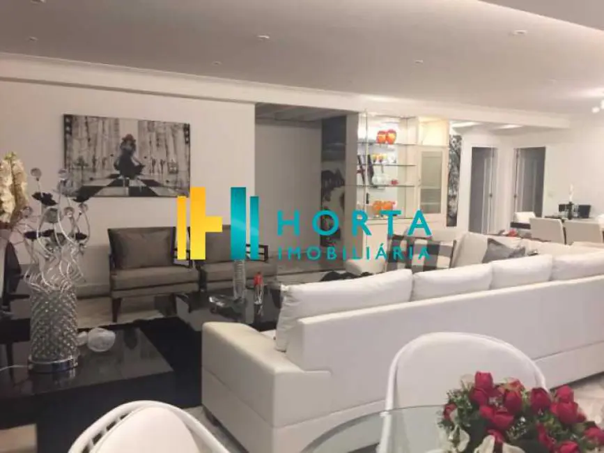 Apartamento com 4 quartos à venda, 225m2 em Rio De Janeiro - RJ - imagem 1 Foto 1 de Apartamento com 4 quartos à venda, 225m2 em Rio De Janeiro - RJ